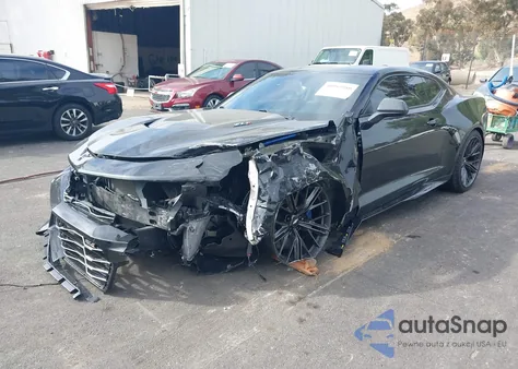 2018 Chevrolet Camaro Zl1 z USA, uszkodzony, nr VIN 1G1FK1R69J0119743